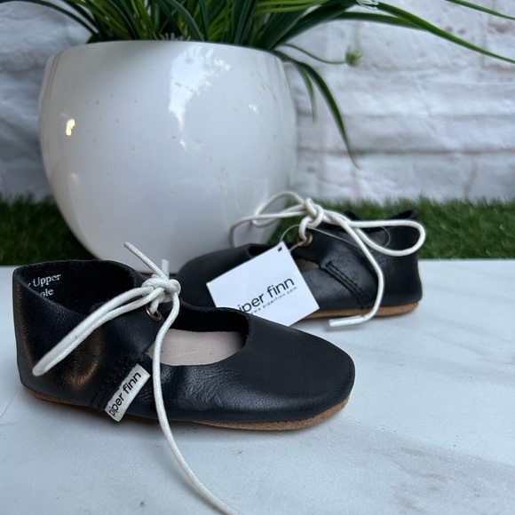 PIPER FINN Black - Lace-Up Mary Jane -
Soft Sole size 3 new with tags - Picture 3 of 8